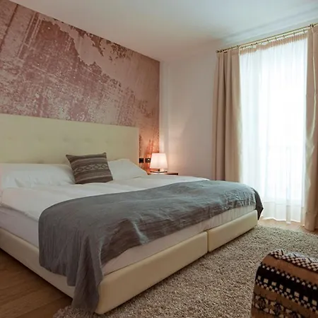 Principe Delle Nevi Готель 4*